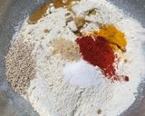 A picture of step 3 of Chakri phool.