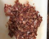 Foto del paso 1 de la receta Tortilla de jamón con cebolla y pimientos rojo