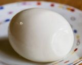 A picture of step 1 of Egg rezala.