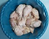 Foto langkah ke 1 dari resep Kepala Ayam Goreng Krispy.