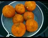 क्रिस्पी कॉर्न चीज़ बॉल्स(Crispy Corn Cheese Balls recipe in Hindi) रेसिपी चरण 6 फोटो