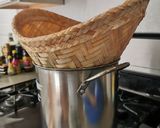 รูปขั้นตอนการทำที่ 5 ของ Stick rice นึ่งข้าวเหนียวในAmerica!!