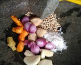 Foto langkah ke 2 dari resep Ayam goreng.