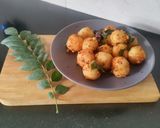 A picture of step 8 of Goli Idli (rice flour).