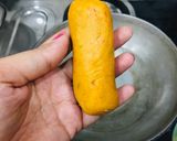 A picture of step 4 of Besan ke gatte.