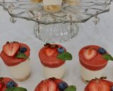 Foto del paso 6 de la receta: SHOTS DE CHEESECAKE DE FRUTILLAS 🍓