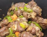 Foto del paso 4 de la receta: Rabo de buey al vermut