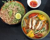 Hình bước làm 4 của món Bún chả cá sa tế