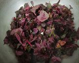 A picture of step 3 of Lal saag sabji.