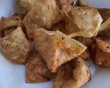 A picture of step 4 of Wontons.