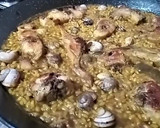 Foto del paso 6 de la receta: Arroz con conejo y caracoles al romero