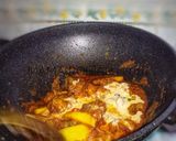 Gambar langkah 2 resipi Ayam beriani ringkas.