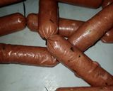 Foto langkah ke 6 dari resep Homemade Chiken Bratwurst.