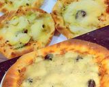 صورة لخطوة 16 من وصفة بيتزا 🍕 بعجينة سحرية 🔥🔥