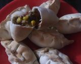 Foto del paso 4 de la receta: Empanadas de hongos con queso gouda y choclo