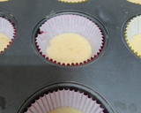 Foto del paso 4 de la receta: Mini magdalenas de naranja
