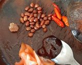 Foto langkah ke 1 dari resep Sambal uleg tomat kacang sehat.