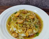 Foto langkah ke 5 dari resep Lontong Mie Surabaya.