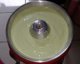 Foto langkah ke 5 dari resep Bolu Pandan lembut n klasik.