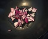 Foto del paso 2 de la receta: Revuelto de shiitake con tofu soja