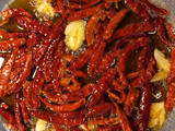 Salsa de chile de árbol y nuez de la India