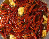 Foto del paso 3 de la receta: Salsa de chile de árbol y nuez de la India