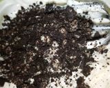 A picture of step 10 of Oreos cake.