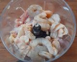 Foto langkah ke 1 dari resep Dimsum Ayam Udang.