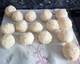 Foto del paso 4 de la receta: Bolitas de arroz con surimi