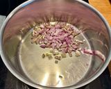 Une image de l'étape 1 de Riz aux petits pois.