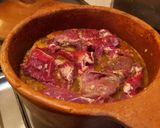 Foto del paso 4 de la receta: Bife a la cacerola de barro...!!🥩🫑🍅🥬🧄🇦🇷