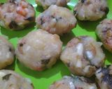 Foto langkah ke 5 dari resep Perkedel Kentang isi Udang.