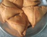 खस्ता समोसे मठरी (Khasta samose mathri recipe in hindi) रेसिपी चरण 4 फोटो