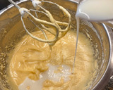Foto del paso 8 de la receta Bizcocho esponjoso con harina de coco y glaseado de licor de coco