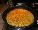A picture of step 2 of Mike's Extreme Garlic Thai Ramen Noodles.