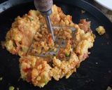 A picture of step 5 of Mumbai Tava Masala Khichdi.