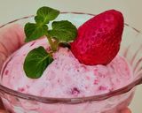 Foto del paso 3 de la receta: Helado cremoso de frutilla 🍓 versión saludable 🍓🥛 solo 2 ingredientes
