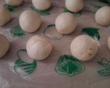 Foto langkah ke 3 dari resep Chapssal Korean Donuts.