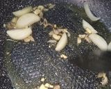 Foto langkah ke 2 dari resep Tumis telur ceplok.