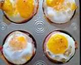 Foto del paso 5 de la receta: Canastillas de tocino con huevo y vegetales🥓🍳🥦🍄