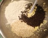 Foto del paso 2 de la receta: Galletas de avena con chip de chocolate *SIN AZÚCAR *