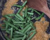 Foto langkah ke 5 dari resep Buncis Telur Asin.