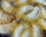 Foto langkah ke 5 dari resep Cireng isi Ayam Suwir.