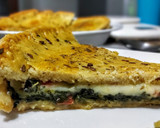 Foto del paso 5 de la receta: PASTEL De🥬Espinacas, Chorizo Español y Uvas🍇 Pasas..!
