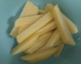 A picture of step 2 of French fries (they are actually Belgian).