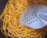 Foto langkah ke 1 dari resep Mie Gomak Medan.