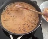A picture of step 3 of Linguine With Creamy Shrimp Paste.