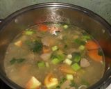 Foto langkah ke 8 dari resep Sup Baso Sapi Brokoli.