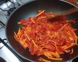 Foto del paso 7 de la receta: Chow fan con aceite de sésamo (guiso de arroz frito)