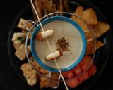 ચીઝ ફોંડયું પ્લેટર (Cheese Fondue Platter Recipe In Gujarati) રેસીપી સ્ટેપ5ફોટો